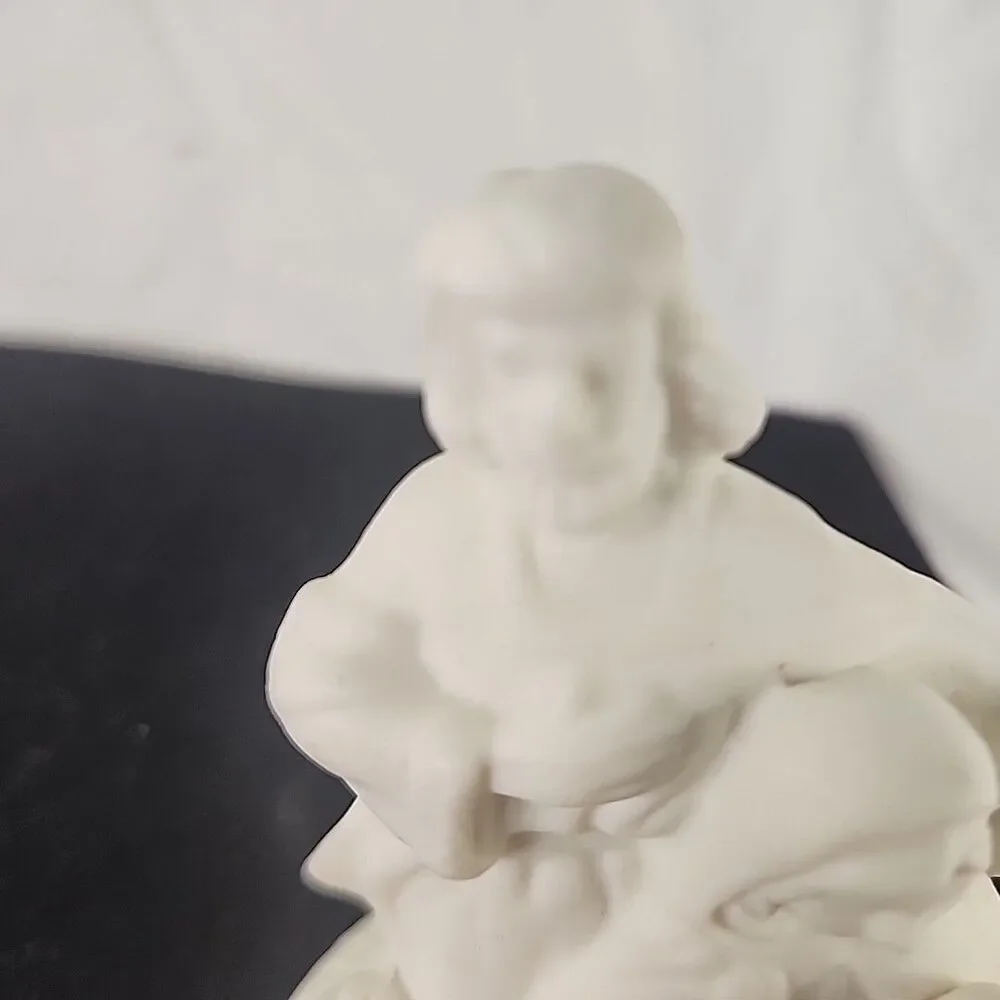 Nativity Scene White Ceramic  Holy Family Figures Baby Jesus, Mary & Joseph 4